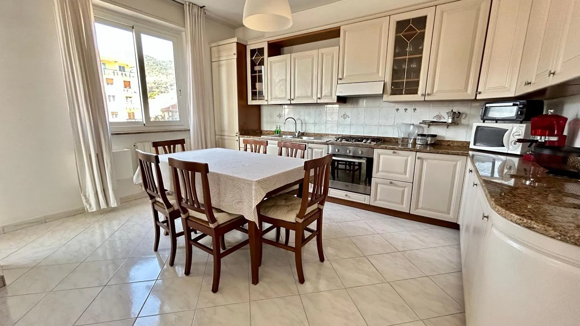 Lmhouse Apartment Arma di Taggia 0*,