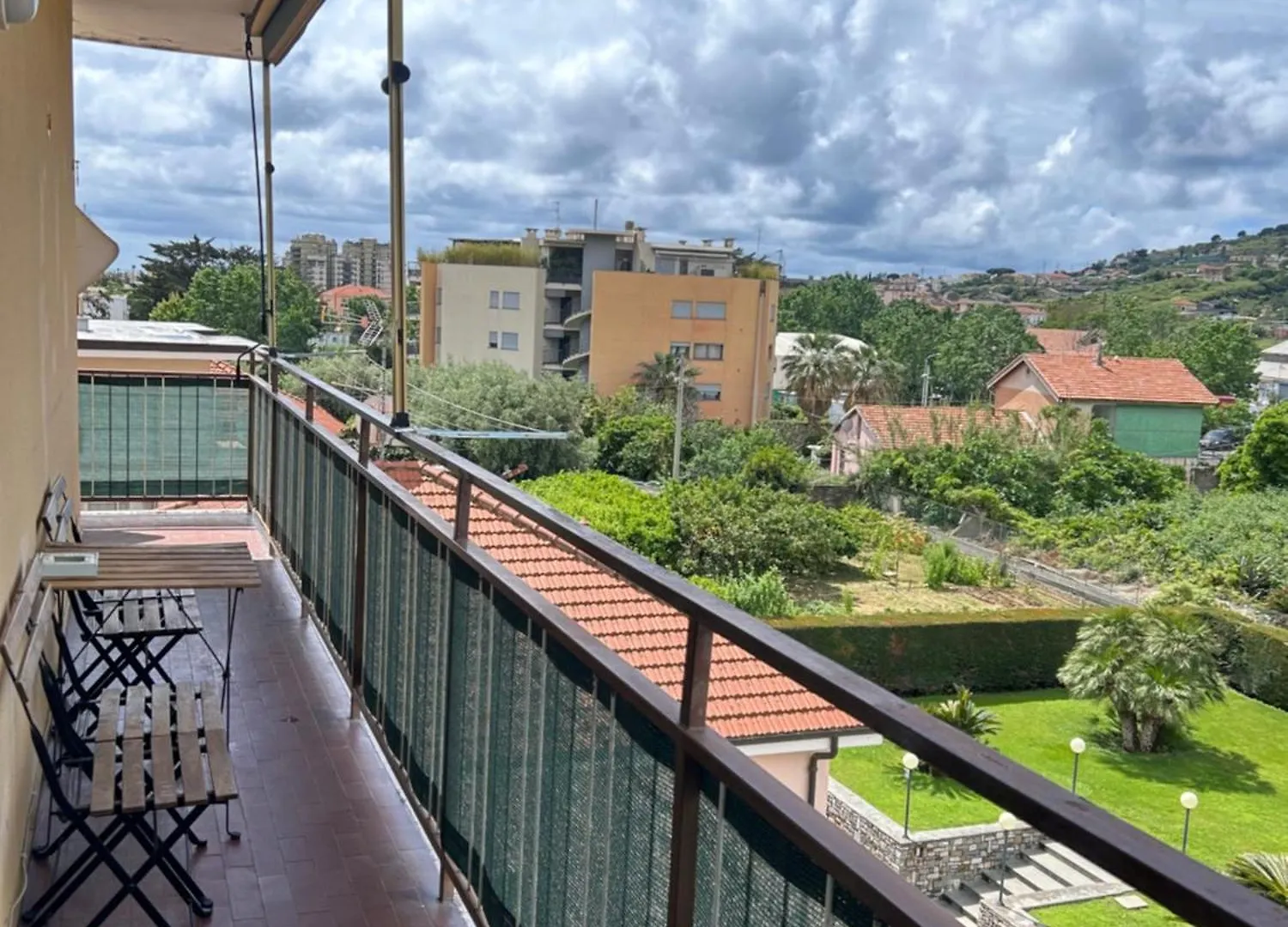 Lmhouse Apartment Arma di Taggia